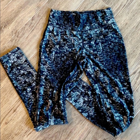 Black & Gray Leggings - like new - Picture 2 of 2